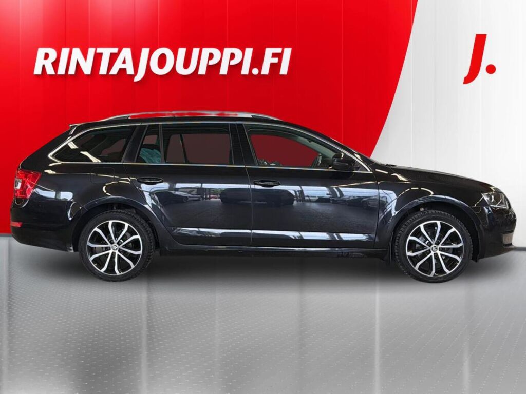 Skoda Octavia 2016 Musta