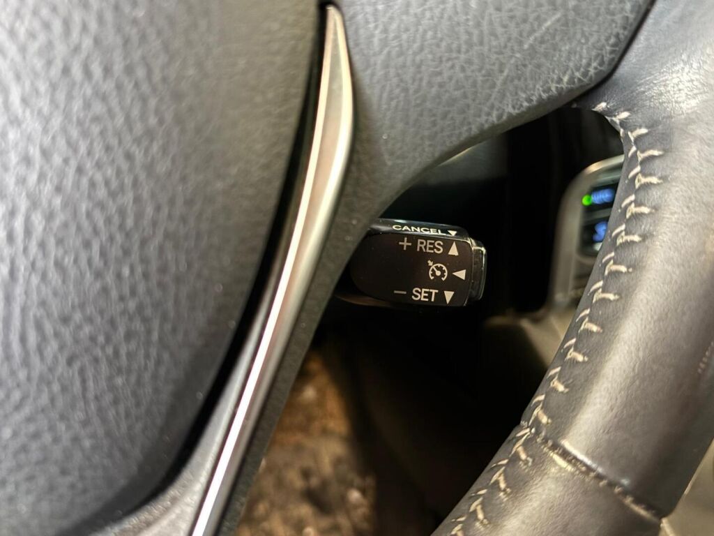 Toyota Auris 2016 Sininen