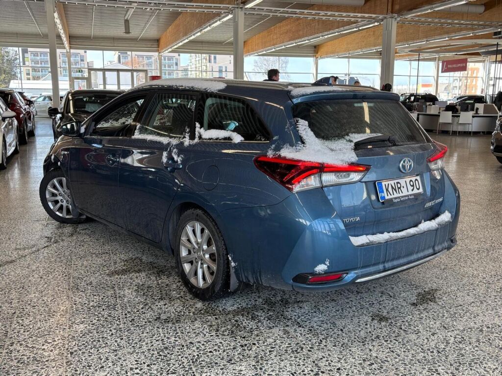 Toyota Auris 2016 Sininen