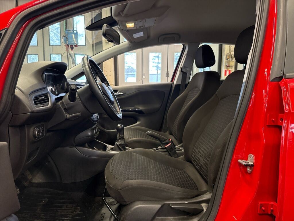 Opel Corsa 2016 Punainen