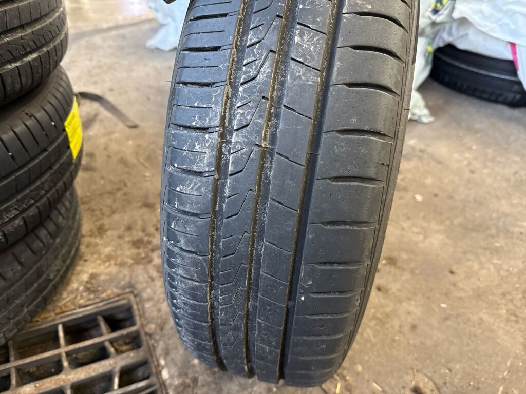 Opel Corsa 2016 Punainen