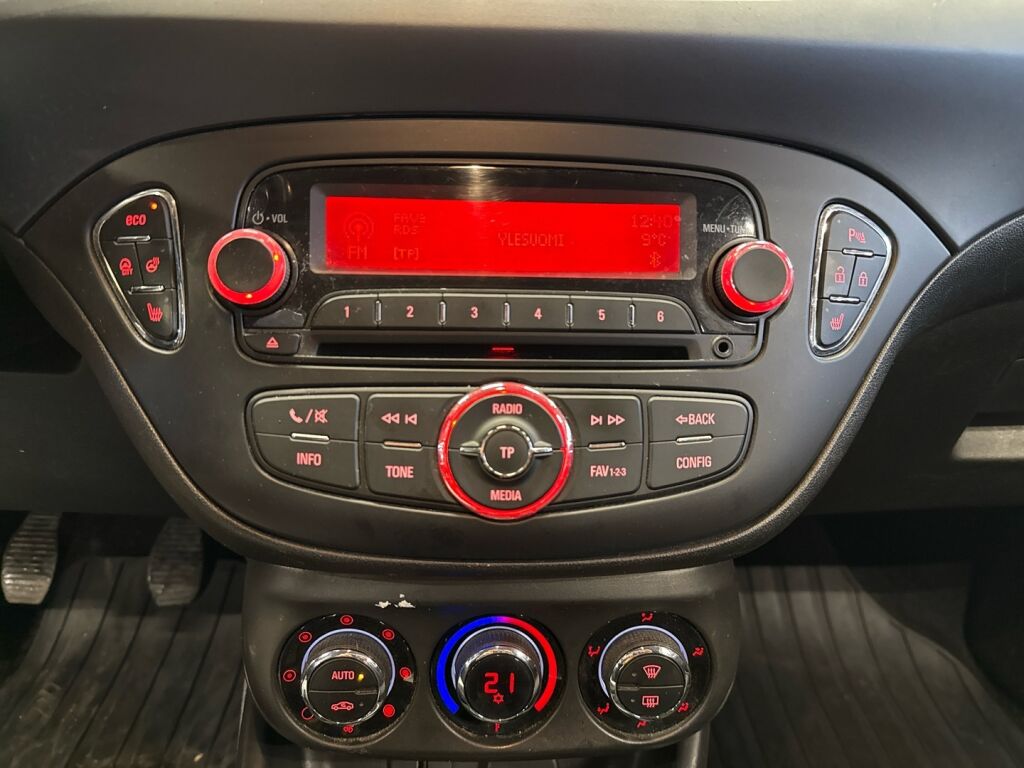 Opel Corsa 2016 Punainen