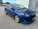 Ford Focus 2016 Sininen