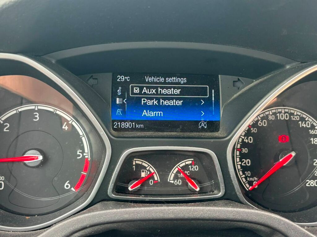 Ford Focus 2016 Sininen