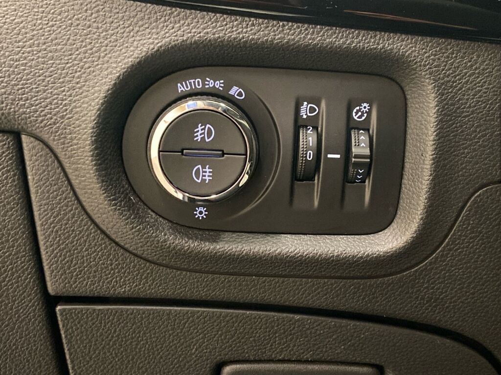 Opel Astra 2016 Hopea