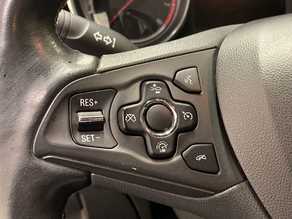 Opel Astra 2016 Hopea