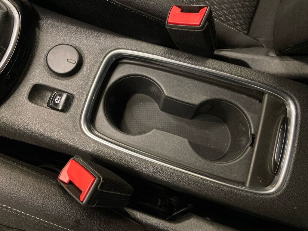 Opel Astra 2016 Hopea