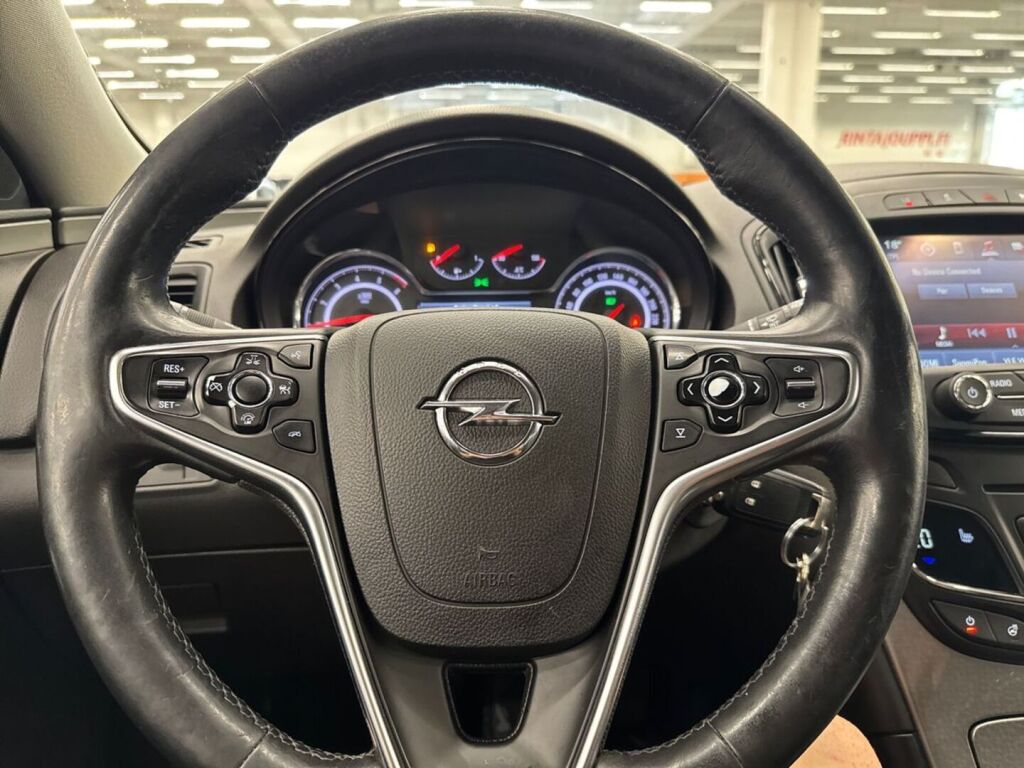 Opel Insignia 2016 Musta