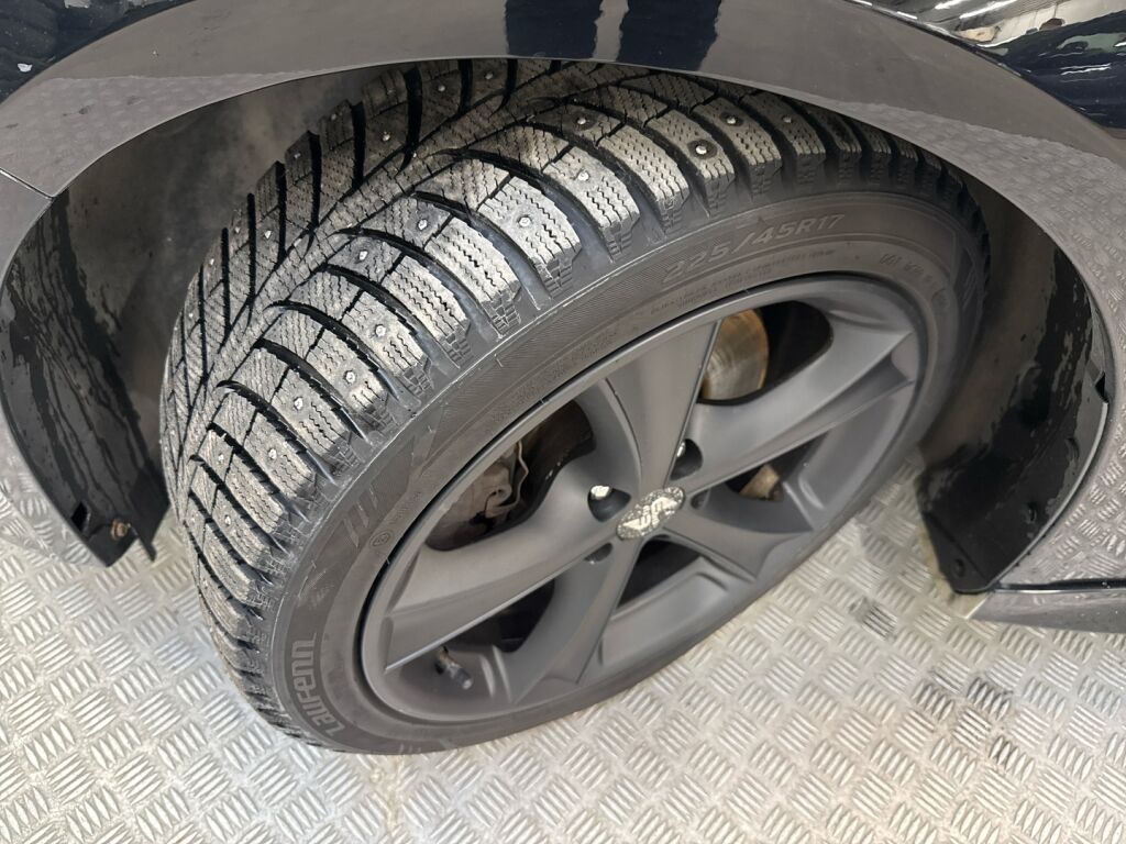 Ford Focus 2016 Musta