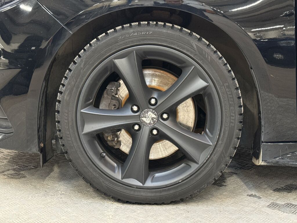 Ford Focus 2016 Musta