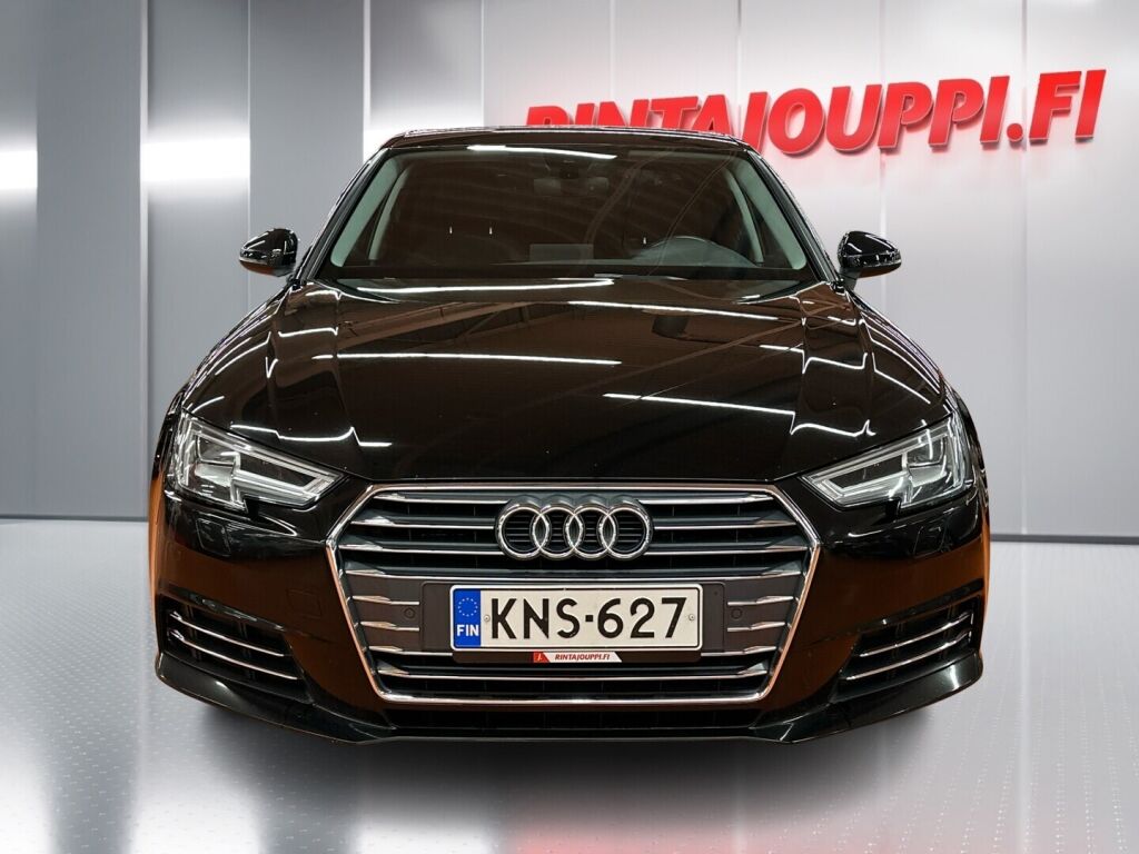 Audi A4 2016 Musta