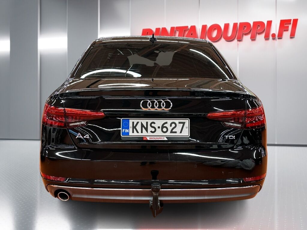 Audi A4 2016 Musta