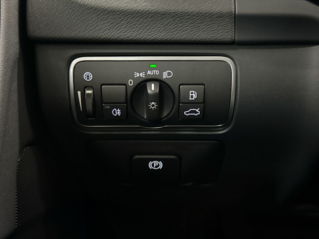 Volvo V60 Cross Country 2016 Harmaa