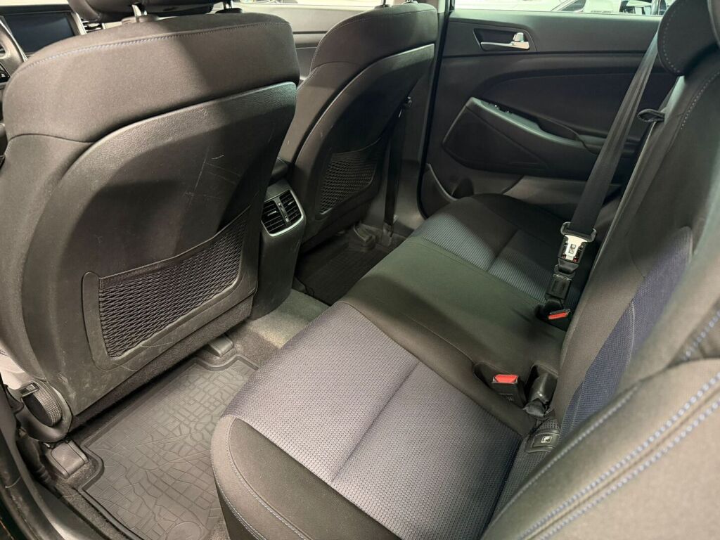 Hyundai Tucson 2016 Musta