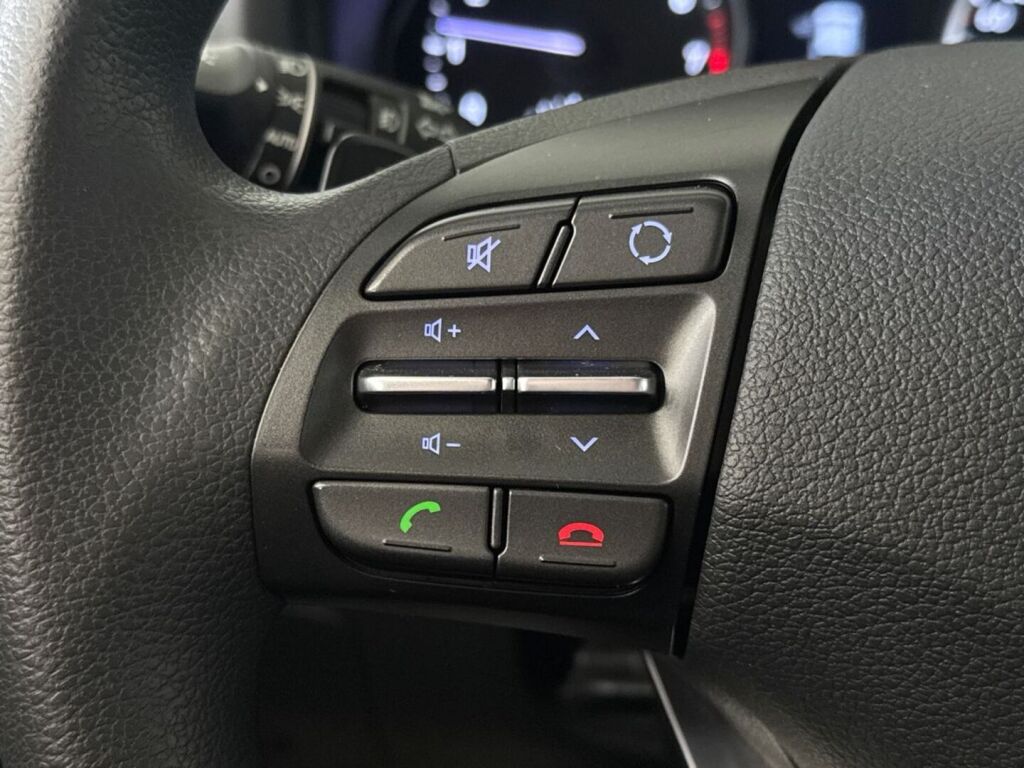 Hyundai i30 Wagon 2019 Valkoinen