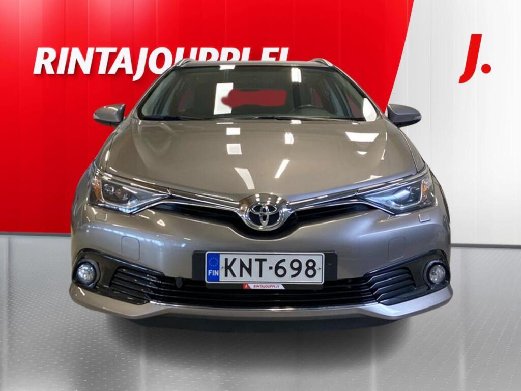 Toyota Auris 2016 Ruskea (beige)