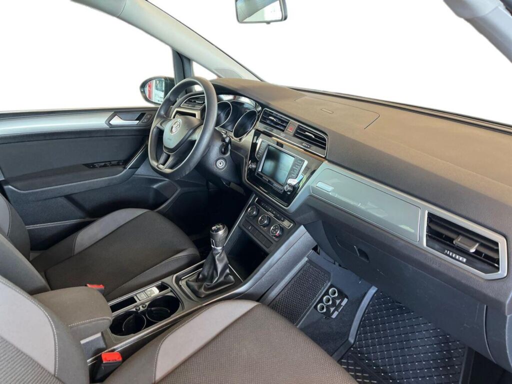 Volkswagen Touran 2016 Harmaa