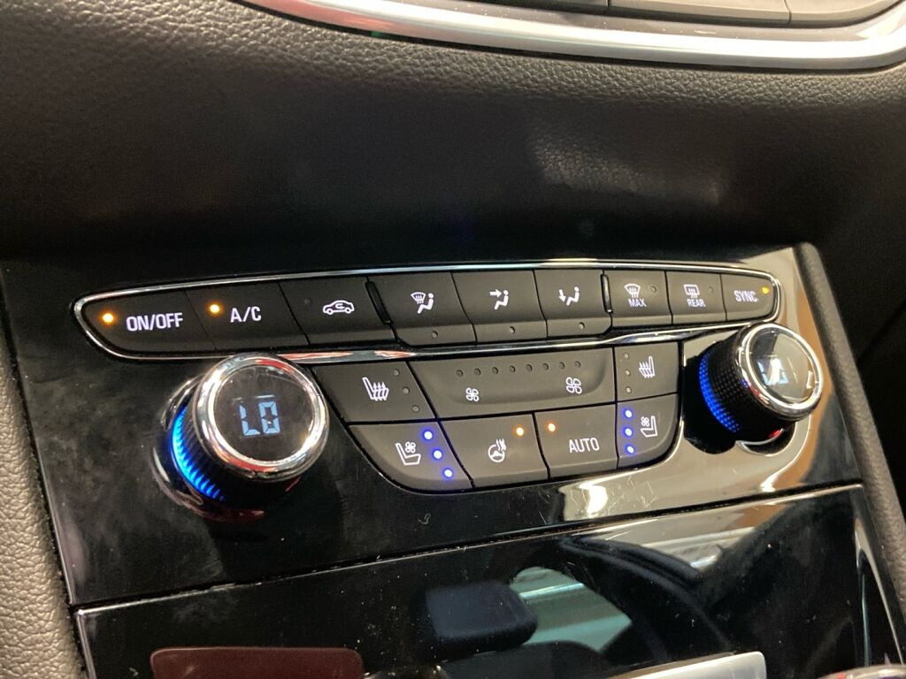 Opel Astra 2017 Hopea