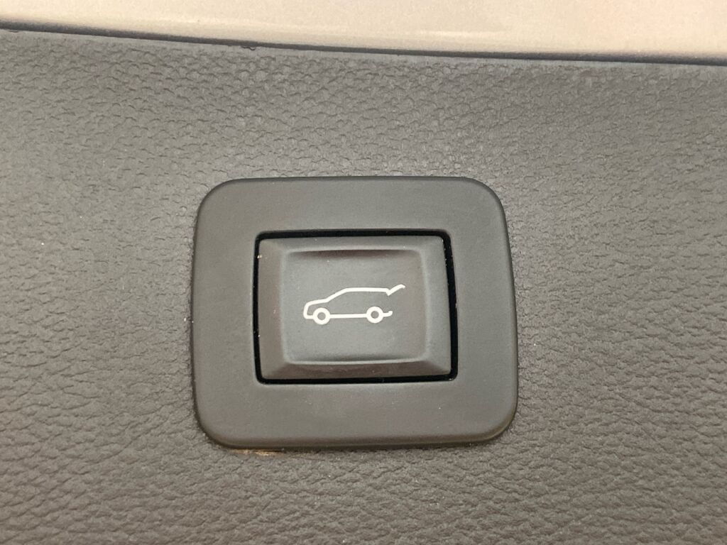 Opel Astra 2017 Hopea