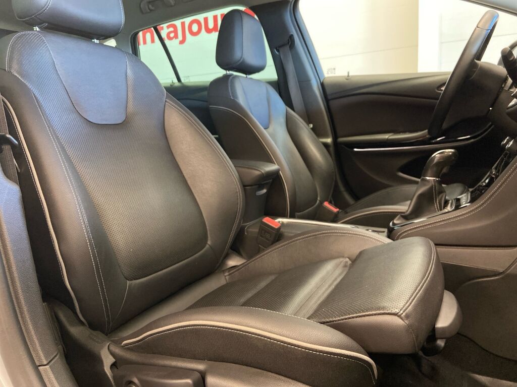 Opel Astra 2017 Hopea