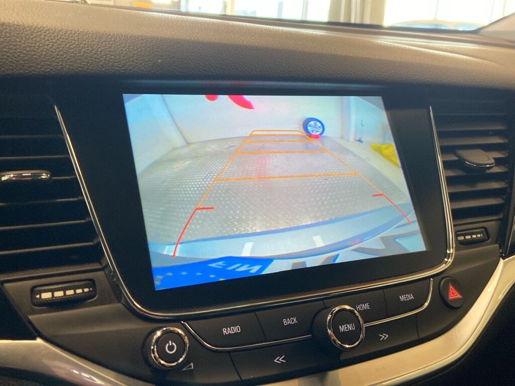 Opel Astra 2017 Hopea