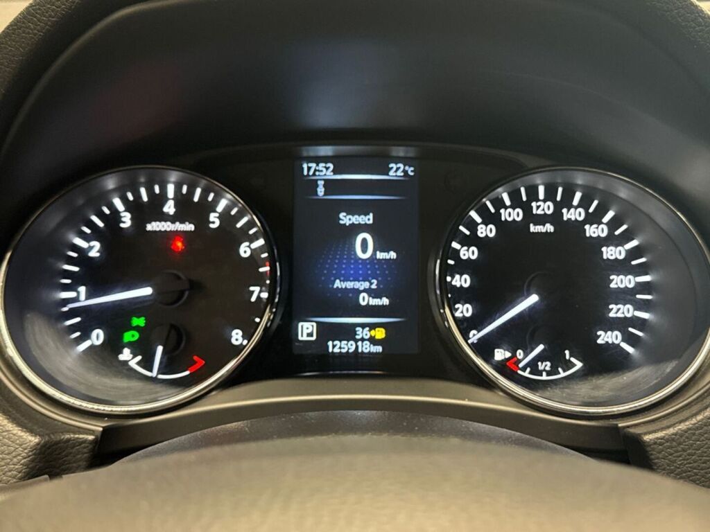 Nissan Qashqai 2016 Ruskea (beige)