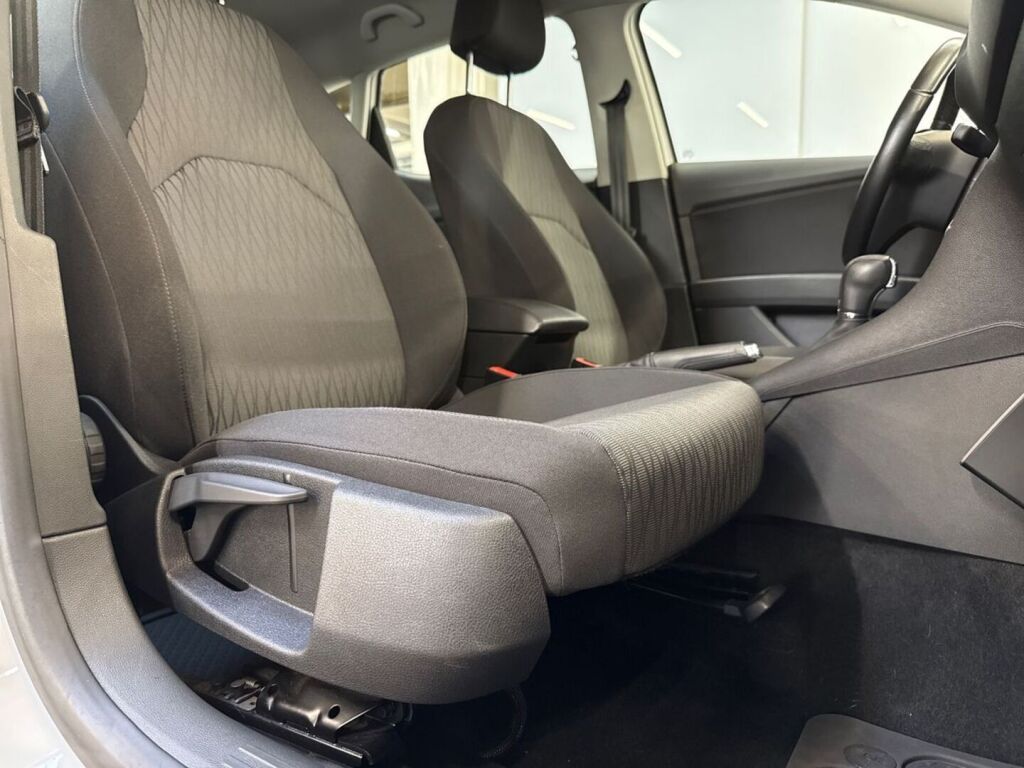Seat Leon 2016 Valkoinen