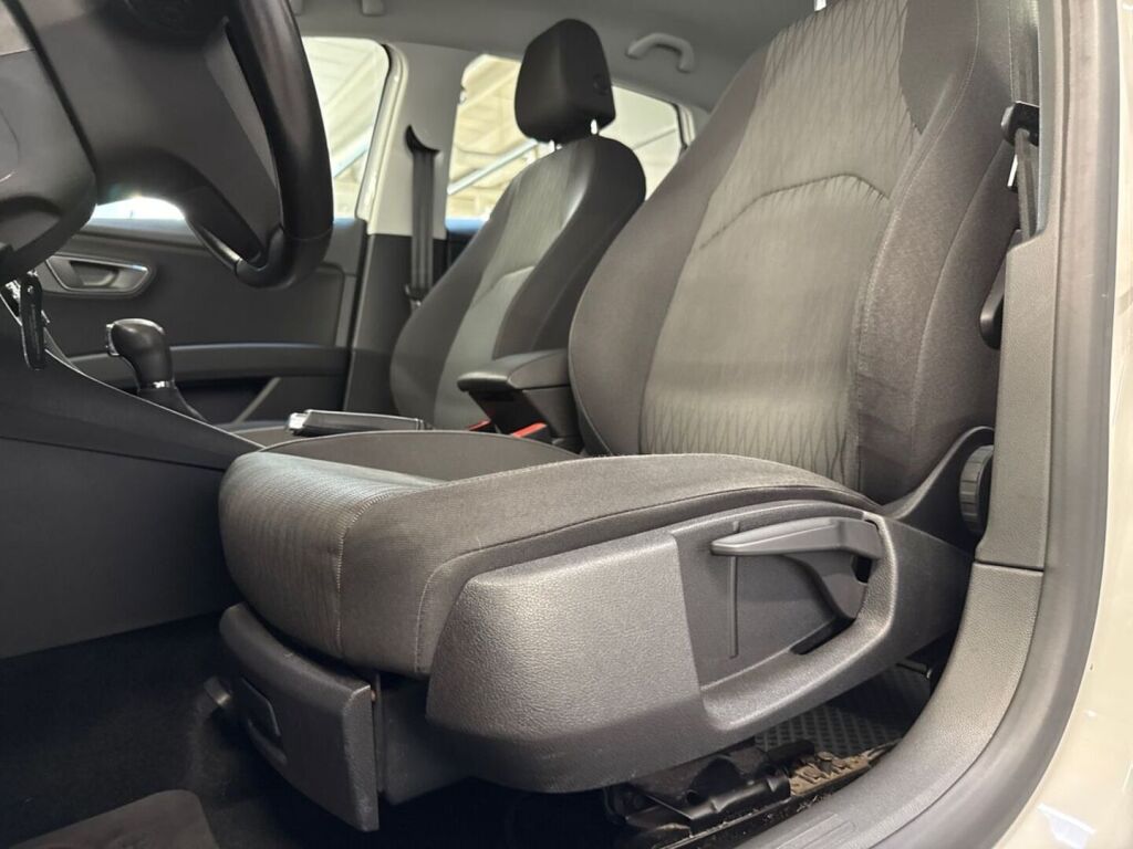 Seat Leon 2016 Valkoinen