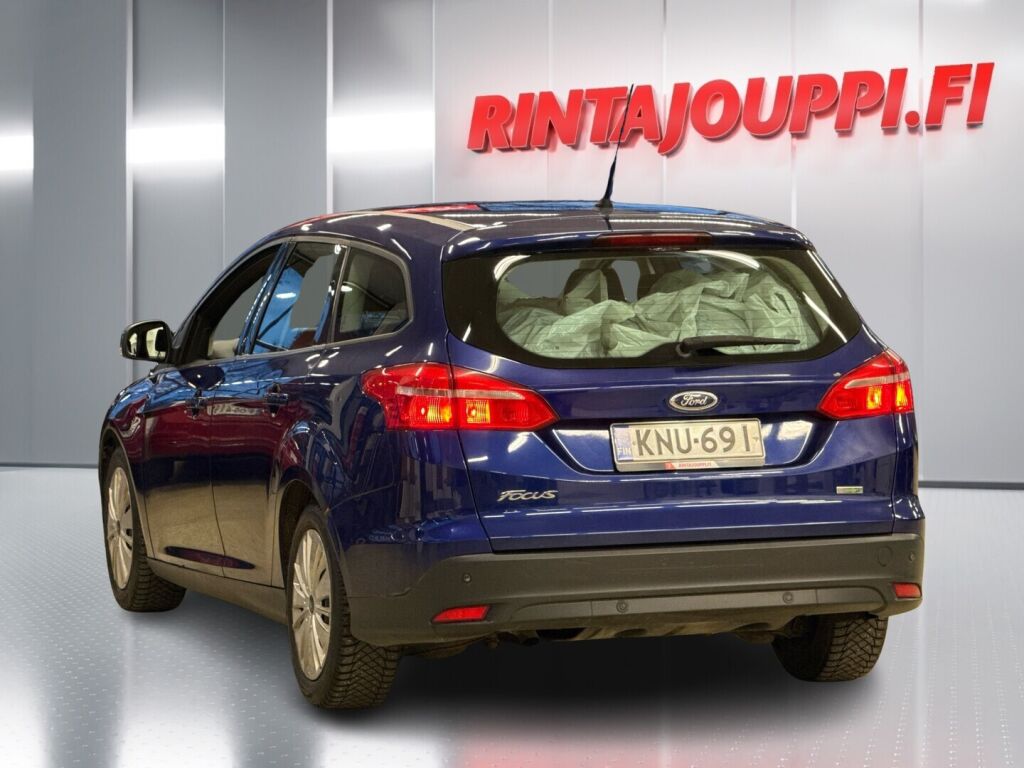Ford Focus 2016 Sininen