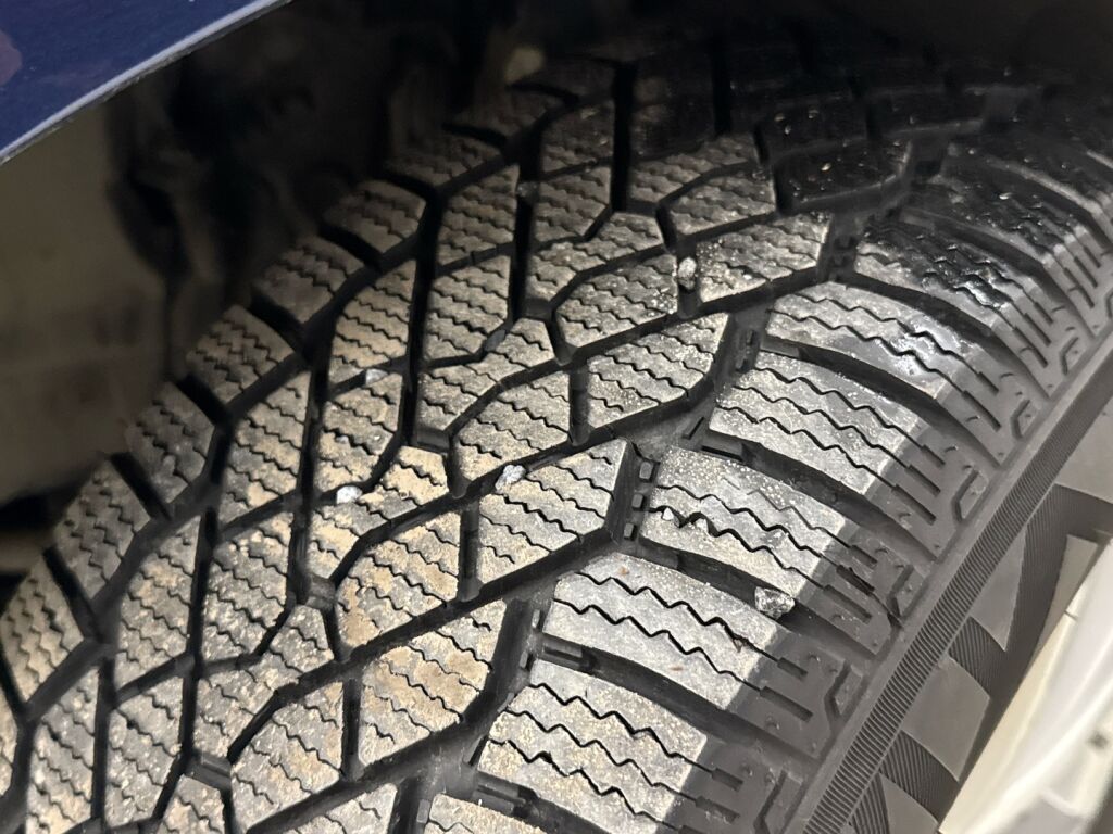 BMW 320 2017 Sininen