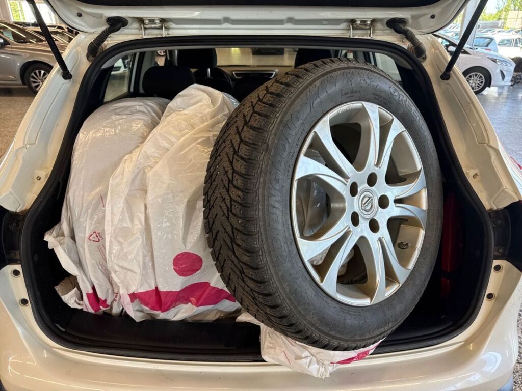 Nissan Qashqai 2016 Valkoinen