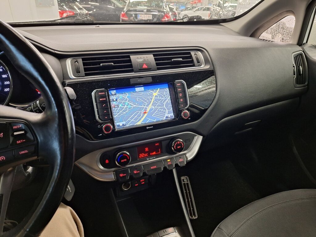 Kia Rio 2016 Valkoinen