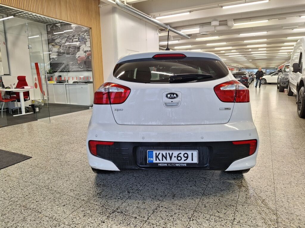 Kia Rio 2016 Valkoinen