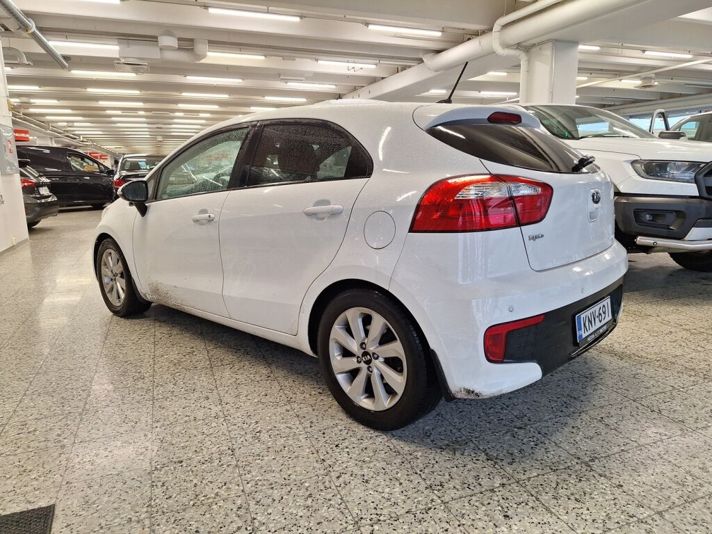 Kia Rio 2016 Valkoinen