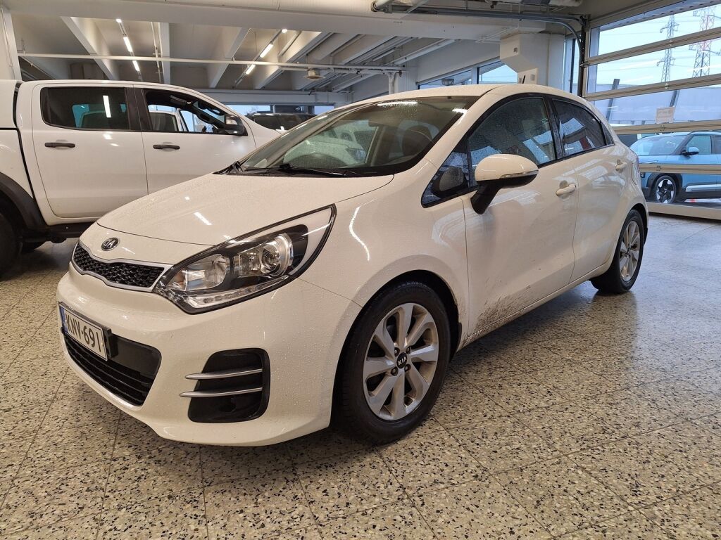 Kia Rio 2016 Valkoinen