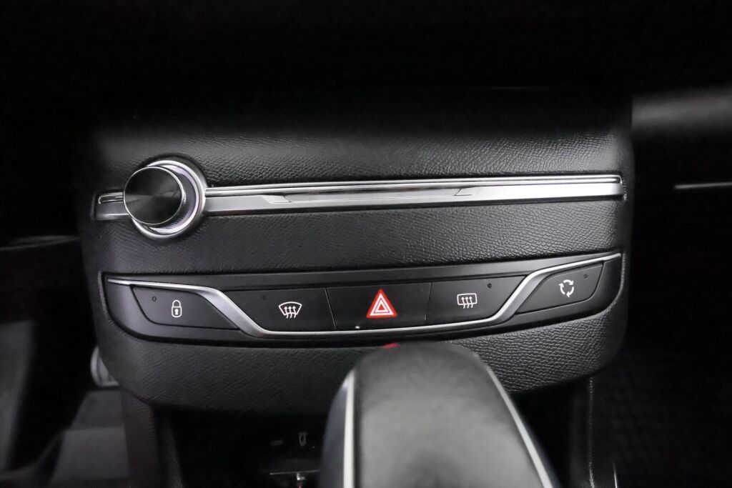 Peugeot 308 2017 Musta