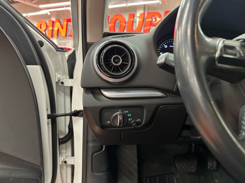 Audi A3 2016 Valkoinen