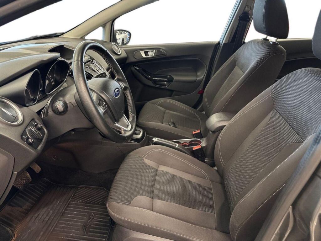 Ford Fiesta 2016 Harmaa