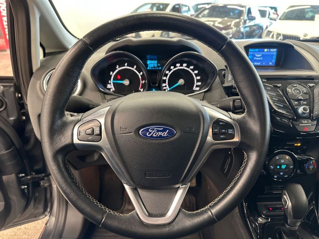 Ford Fiesta 2016 Harmaa