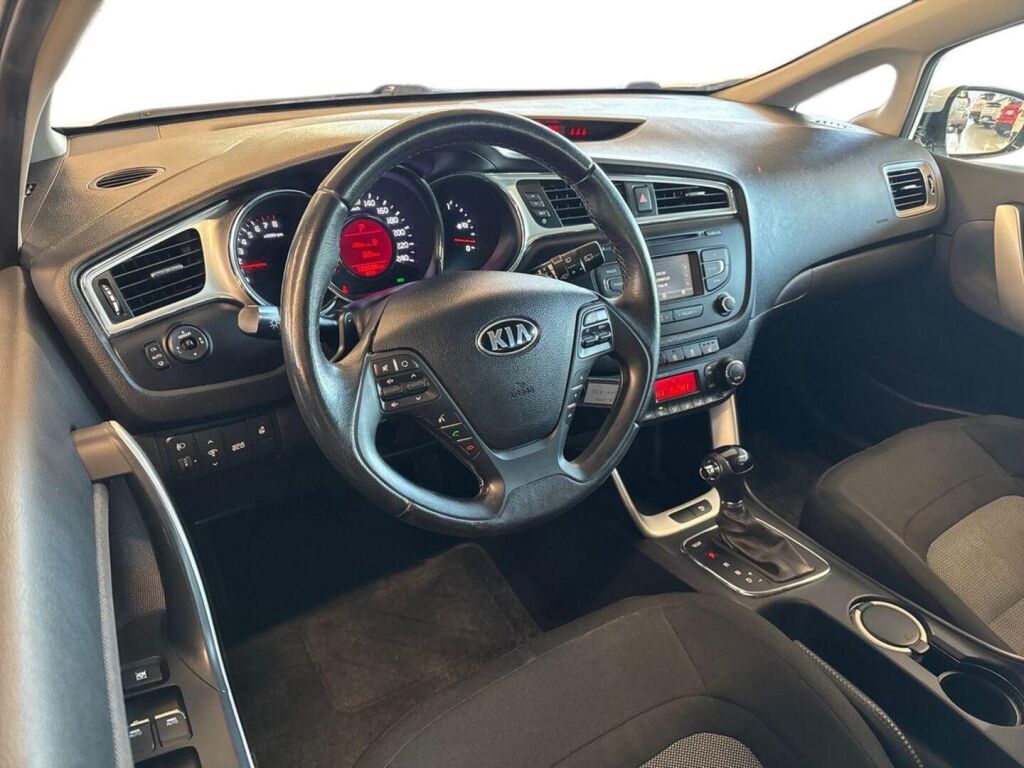 Kia Ceed 2016 Valkoinen