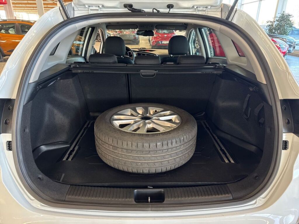 Kia Ceed 2016 Valkoinen