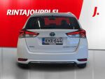 Toyota Auris 2016 Valkoinen