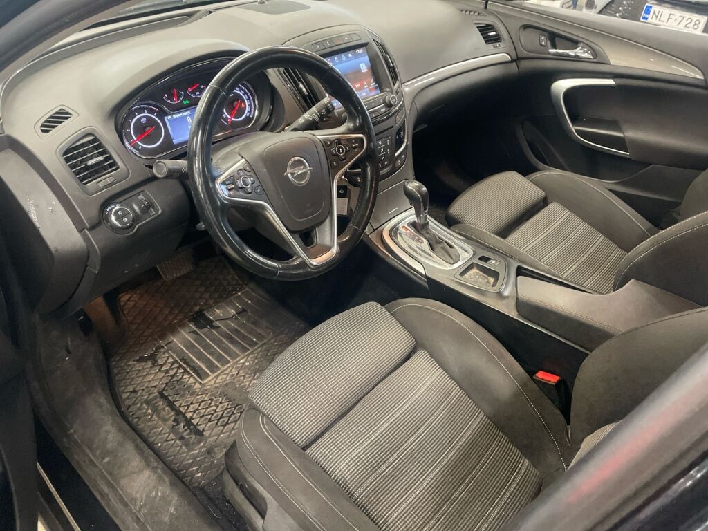 Opel Insignia 2016 Musta