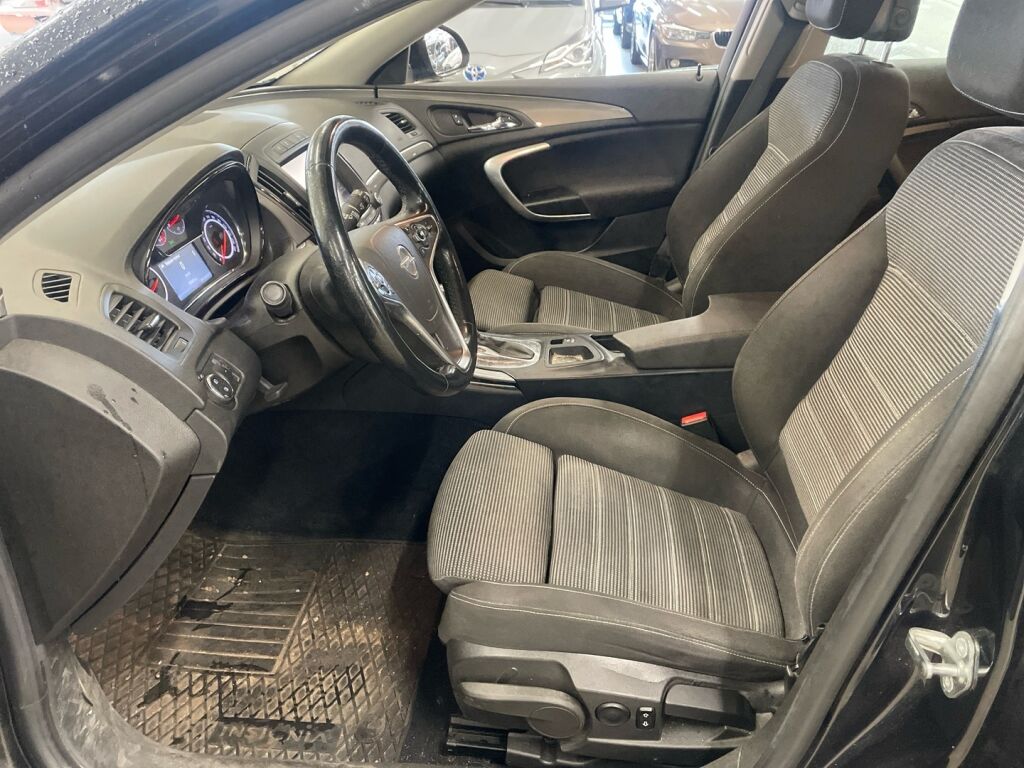 Opel Insignia 2016 Musta
