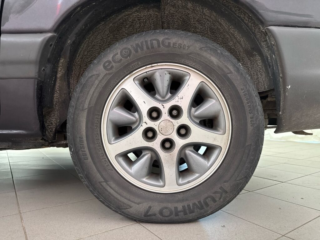 Chrysler Voyager 1997 Violetti