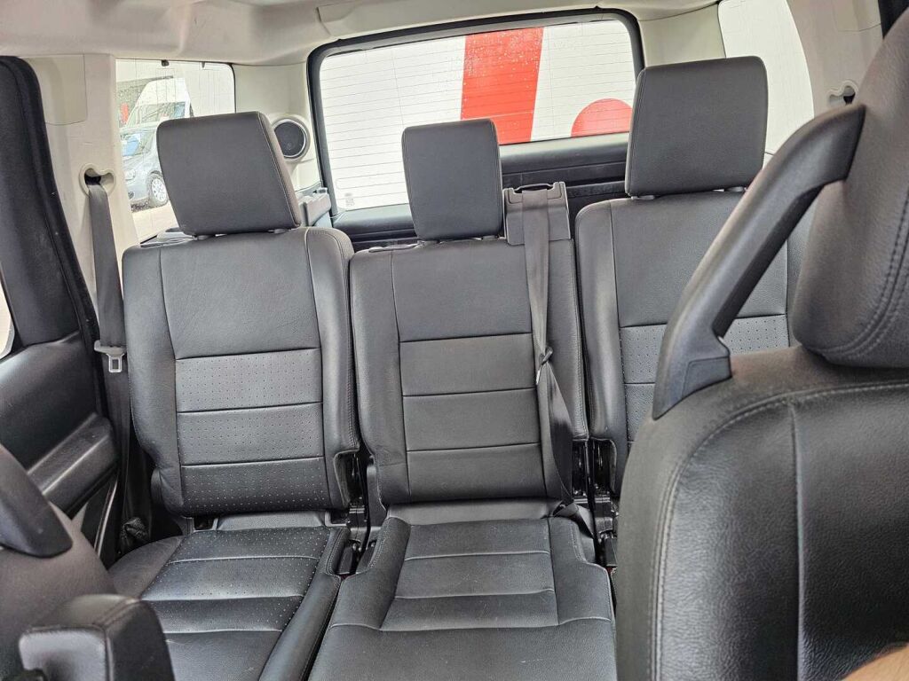 Land Rover Discovery 2009 Vihreä
