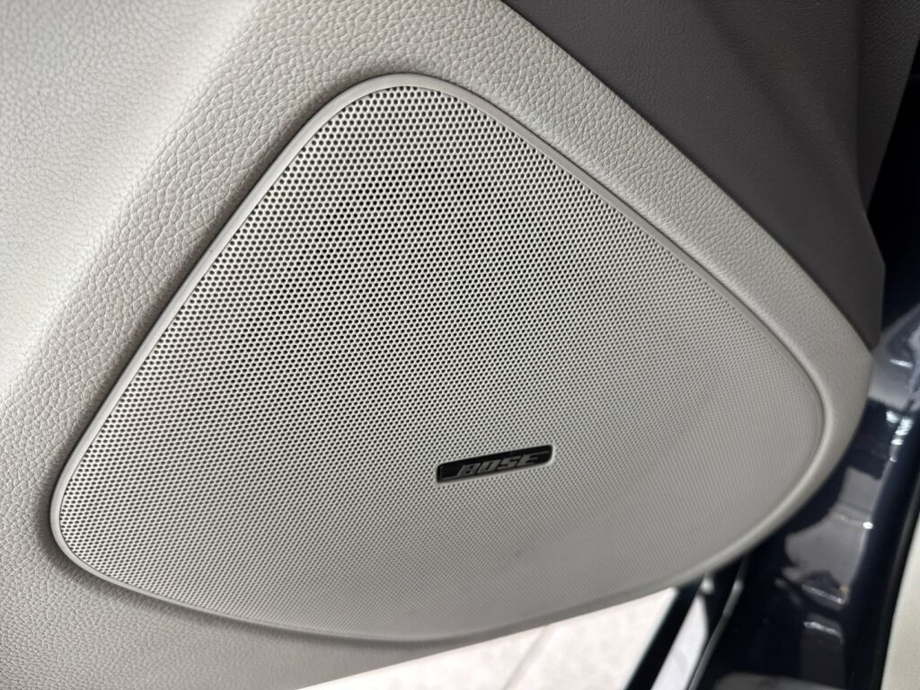 Infiniti G37 2011 Harmaa