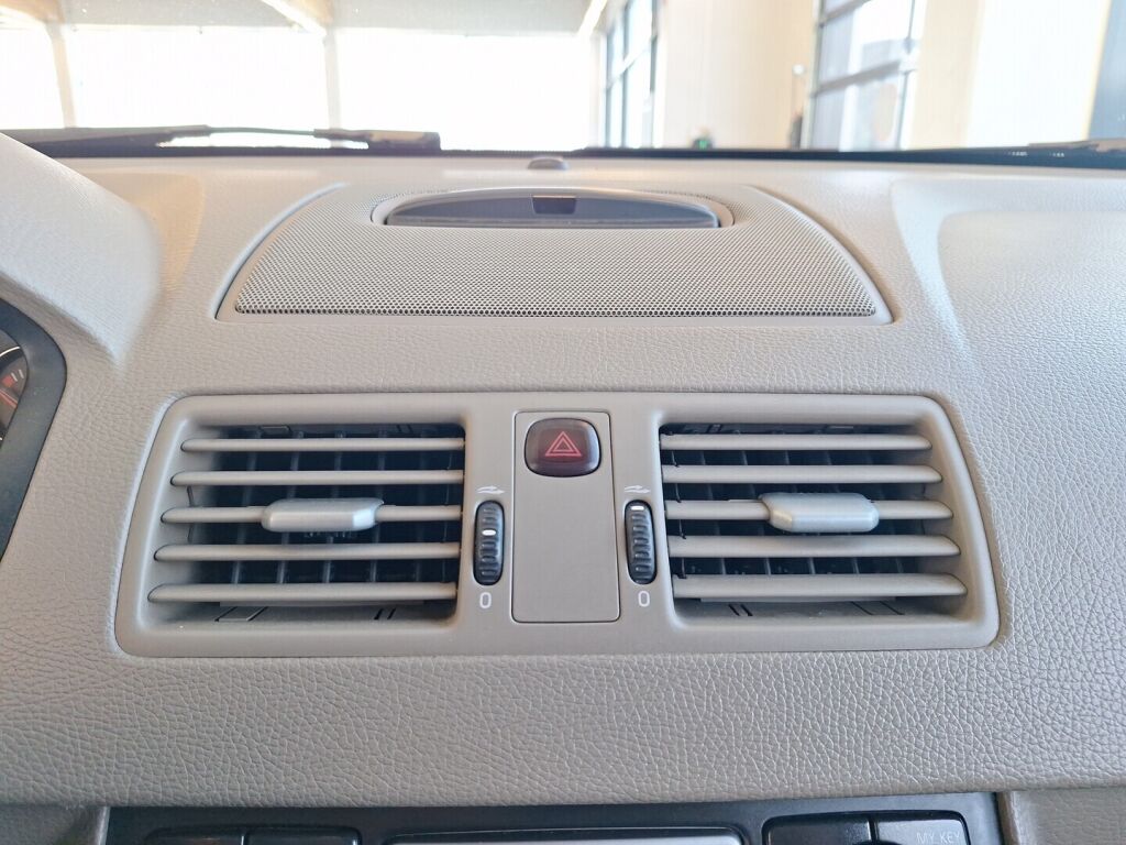 Volvo XC90 2005 Musta