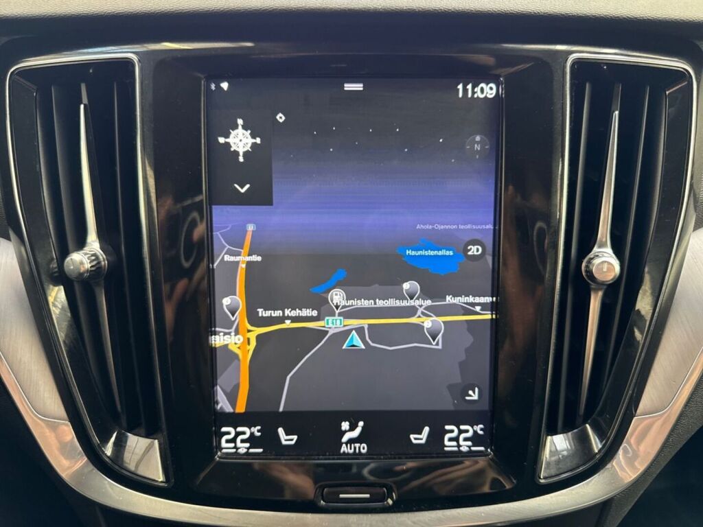 Volvo V60 2019 Valkoinen