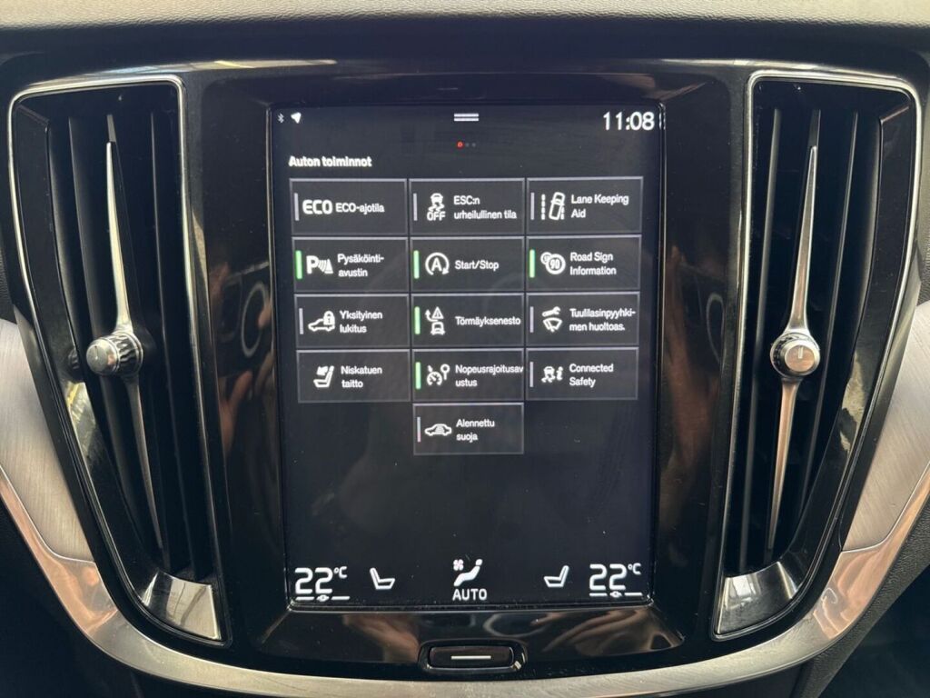 Volvo V60 2019 Valkoinen